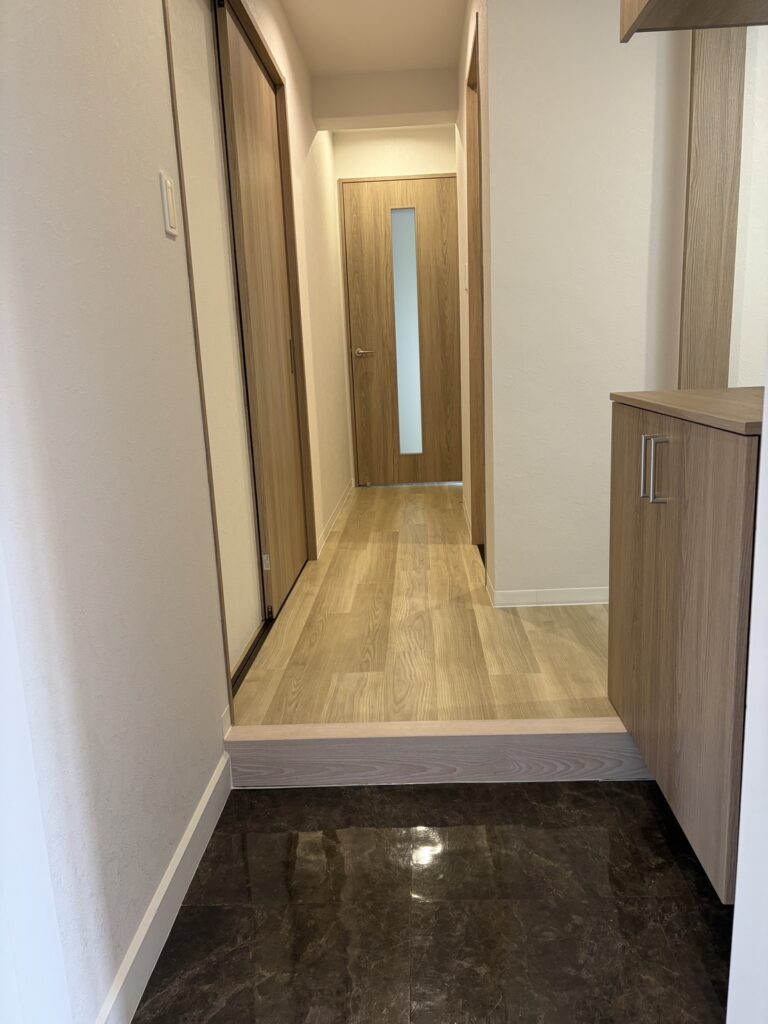 トーアマンションの玄関口