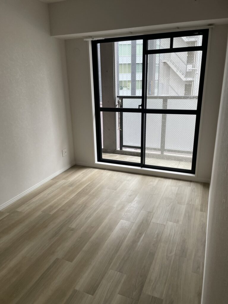 シーズ梅田東のリビング窓