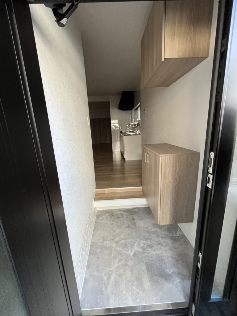 交野市倉治3丁目の玄関