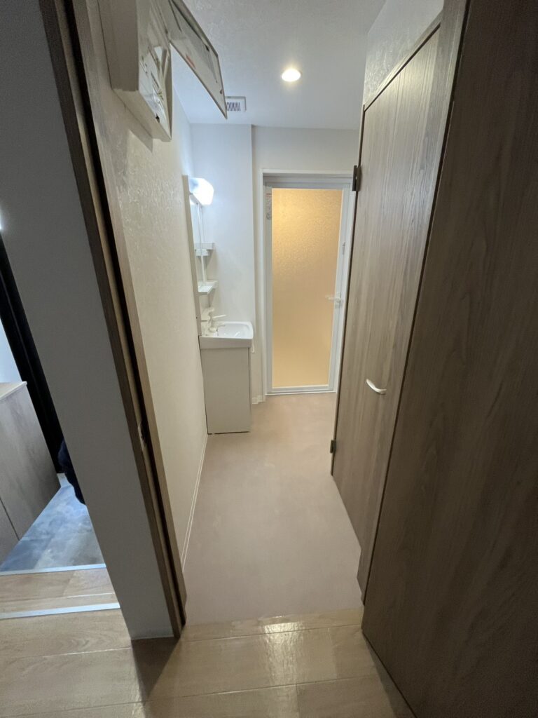 交野市倉治3丁目の洗面台と風呂